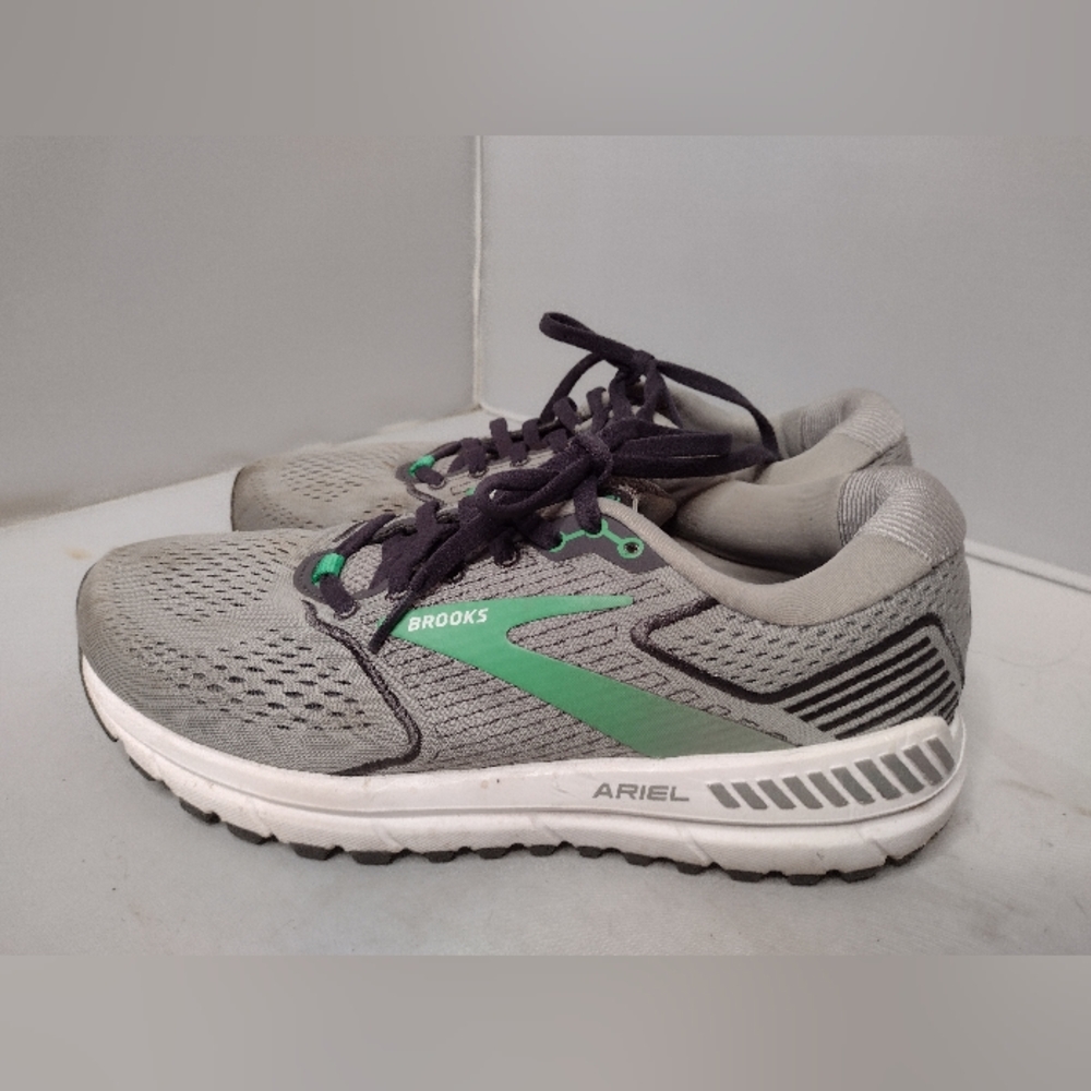 Brooks Women's Ariel 20 Shoes Size 8.5 Gray Running Sneakers Trail A20